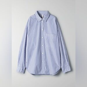 Aritzia button up shirt